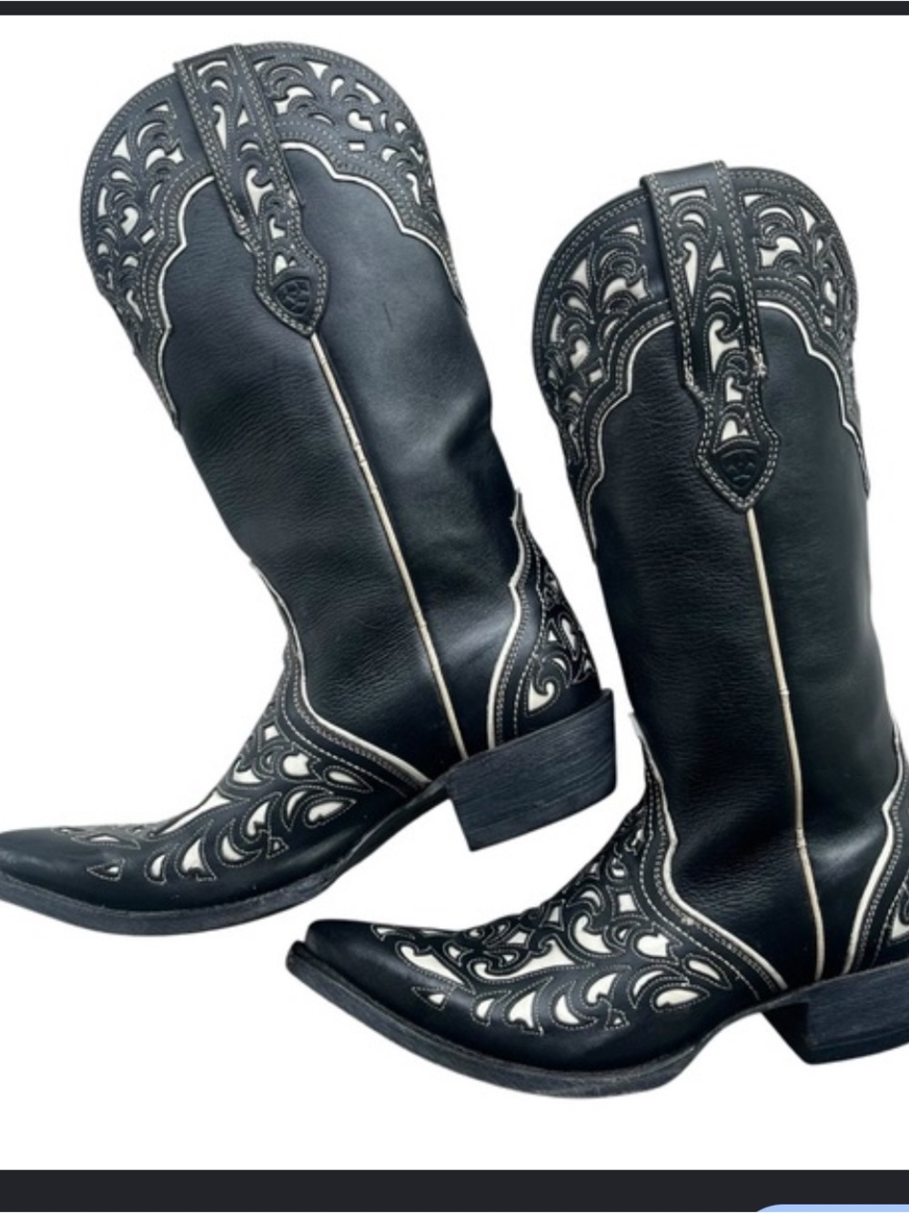 Ariat Presidio Womenโs Black & White Cutout Overlay Design Western Boots